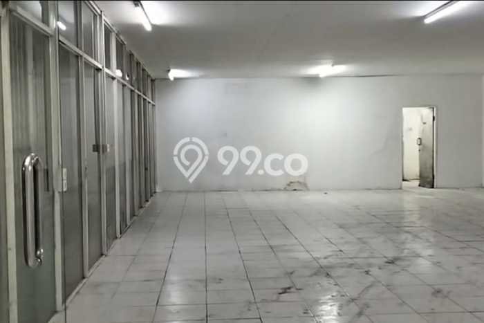 Unit Komersial Dijual di Kembangan Jakarta Barat Luas Bangunan 289m2 Unit Komersial Dijual di Kembangan Jakarta Barat Luas Bangunan 289m2