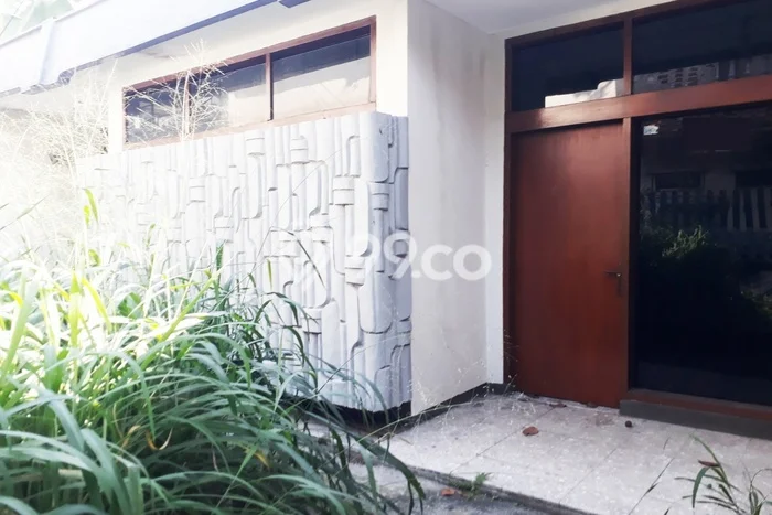 Dijual Cepat Rumah Bagus Siap Huni LB 130m2 di Astanaanyar, Bandung Dijual Cepat Rumah Bagus Siap Huni LB 130m2 di Astanaanyar, Bandung