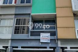 Ruko Dijual di Jakarta Barat LT 100m2 & LB 206m2 Lokasi Terbaik! Ruko Dijual di Jakarta Barat LT 100m2 & LB 206m2 Lokasi Terbaik!
