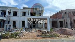 Ready to Use! Luxury House LT 200m2 Desain Modern di Batam Centre Ready to Use! Luxury House LT 200m2 Desain Modern di Batam Centre