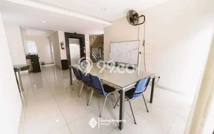 Dijual Rumah Kost di Lippo Karawaci, Tangerang, 29 KT, 29 KM, Bangunan 1200m2 Dijual Rumah Kost di Lippo Karawaci, Tangerang, 29 KT, 29 KM, Bangunan 1200m2