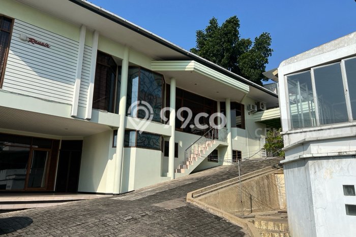 For Sale Rumah Mewah Exclusive di Candisari, Semarang For Sale Rumah Mewah Exclusive di Candisari, Semarang