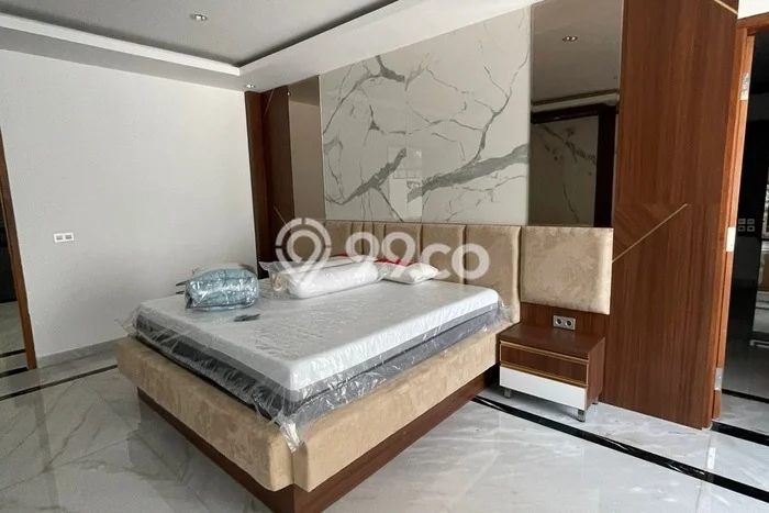 PRIME PROPERTY! Rumah area Gajah Mungkur, 4 KT, Lingkungan Elite, LT 1350m2m² LB 500m2m² PRIME PROPERTY! Rumah area Gajah Mungkur, 4 KT, Lingkungan Elite, LT 1350m2m² LB 500m2m²