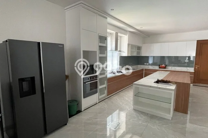 PRIME PROPERTY! Rumah area Gajah Mungkur, 4 KT, Lingkungan Elite, LT 1350m2m² LB 500m2m² PRIME PROPERTY! Rumah area Gajah Mungkur, 4 KT, Lingkungan Elite, LT 1350m2m² LB 500m2m²