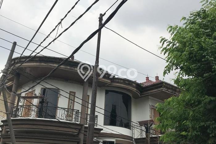 Disewakan Segera Rumah Kondisi Baik di Area Tenggilis Mejoyo, Surabaya Disewakan Segera Rumah Kondisi Baik di Area Tenggilis Mejoyo, Surabaya