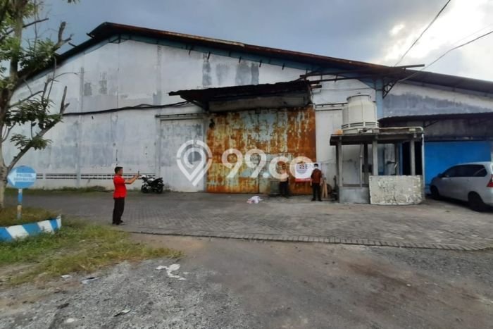 Gudang Bagus LT 14000m2 LB 8000m2 Dijual di Bangil Pasuruan Gudang Bagus LT 14000m2 LB 8000m2 Dijual di Bangil Pasuruan