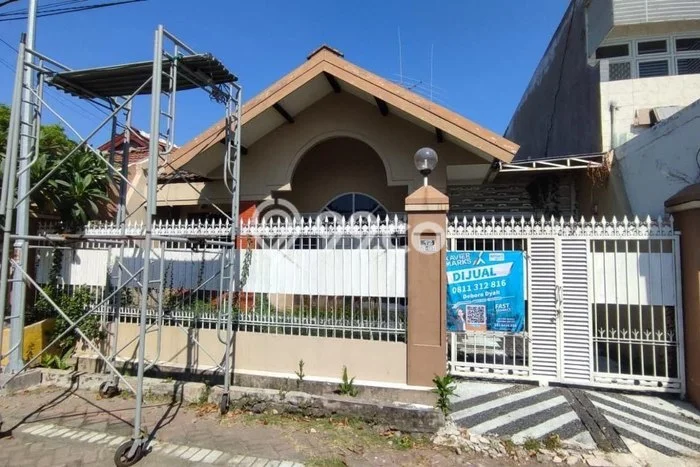 Disewakan! Rumah 3 Kamar Tidur &
3 Kamar Mandi di Wonorejo, Surabaya Disewakan! Rumah 3 Kamar Tidur &
3 Kamar Mandi di Wonorejo, Surabaya