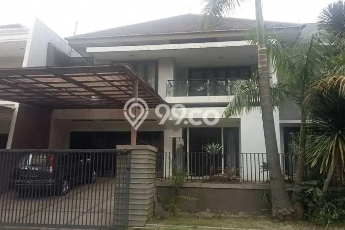 Dijual Rumah Premium dengan Fasilitas Sekitar Komplit di Wiyung, Surabaya Dijual Rumah Premium dengan Fasilitas Sekitar Komplit di Wiyung, Surabaya