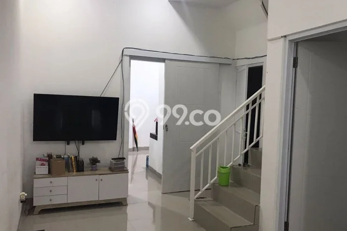 Rumah Strategis Modern Lb 96m2 di Ciracas, Jakarta Timur Rumah Strategis Modern Lb 96m2 di Ciracas, Jakarta Timur