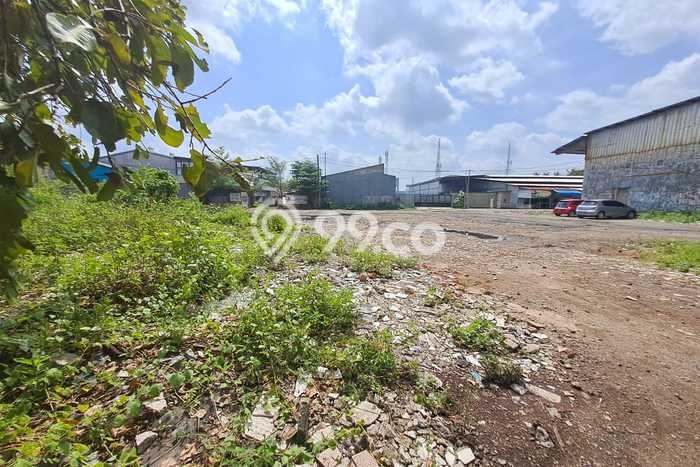 TANAH PROSPEKTIF! Tanah Kawasan Bekasi Utara, Luas 1000m², Tepi Jalan Raya TANAH PROSPEKTIF! Tanah Kawasan Bekasi Utara, Luas 1000m², Tepi Jalan Raya