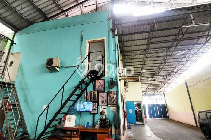 Unit Gudang Dijual di Bekasi LT 685m2 & LB 675m2 Unit Gudang Dijual di Bekasi LT 685m2 & LB 675m2