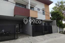 For Sale Rumah 3 Kamar Lokasi Ideal Bagus dan Strategis di Bekasi Utara For Sale Rumah 3 Kamar Lokasi Ideal Bagus dan Strategis di Bekasi Utara
