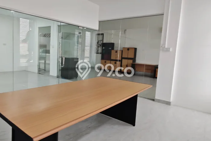 Unit Ruko Dijual di Batam LT 300m2 & LB 1050m2 Unit Ruko Dijual di Batam LT 300m2 & LB 1050m2