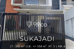 Rumah 5 Kamar Tidur Lokasi Premium di Batam Kota, Dekat Fasilitas Umum, Batam Rumah 5 Kamar Tidur Lokasi Premium di Batam Kota, Dekat Fasilitas Umum, Batam