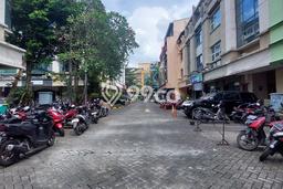 Ruko Dijual di Prime Area Jakarta Selatan Luas 300m2 Ruko Dijual di Prime Area Jakarta Selatan Luas 300m2