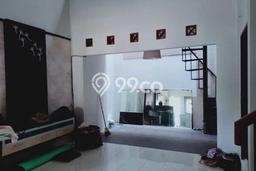 For Sale Hunian Rumah Terawat 2 Kamar di Raffles Hills, Jakarta Timur For Sale Hunian Rumah Terawat 2 Kamar di Raffles Hills, Jakarta Timur