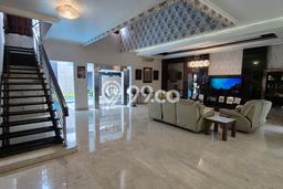Ready to Use! Premium House LT 660m2 Desain Elegan di Kota Wisata Ready to Use! Premium House LT 660m2 Desain Elegan di Kota Wisata
