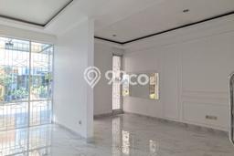 Rumah Luas Asri 5 KT Siap Huni di Citra Grand Jakarta Timur Rumah Luas Asri 5 KT Siap Huni di Citra Grand Jakarta Timur