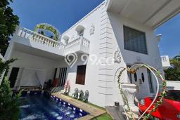For Sale! Luxury House LT 273m2 Desain Modern di Citra Grand For Sale! Luxury House LT 273m2 Desain Modern di Citra Grand