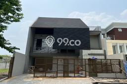 Dijual Rumah Luas Megah Dengan View Cantik di Pakuwon City, Surabaya Dijual Rumah Luas Megah Dengan View Cantik di Pakuwon City, Surabaya