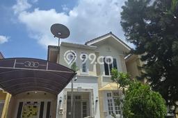 Ready to Use! Premium House LT 200m2 Desain Elegan di Alam Sutera Ready to Use! Premium House LT 200m2 Desain Elegan di Alam Sutera