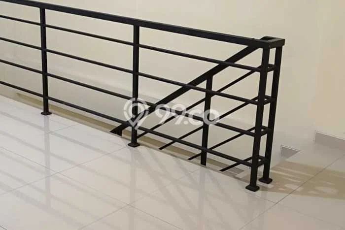 Ruko Dijual di Tangerang LT 51m2 & LB 96m2 Lokasi Terbaik! Ruko Dijual di Tangerang LT 51m2 & LB 96m2 Lokasi Terbaik!