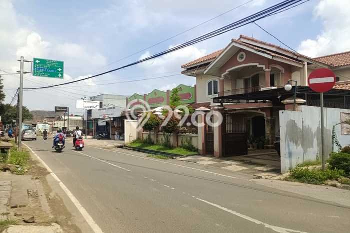 Dijual Rumah Strategis Bagus Punya 4 KT di Karawaci Tangerang SHM Dijual Rumah Strategis Bagus Punya 4 KT di Karawaci Tangerang SHM