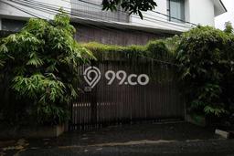 Dijual Rumah Premium dengan Fasilitas Sekitar Komplit di Kebayoran Baru, Jakarta Selatan Dijual Rumah Premium dengan Fasilitas Sekitar Komplit di Kebayoran Baru, Jakarta Selatan