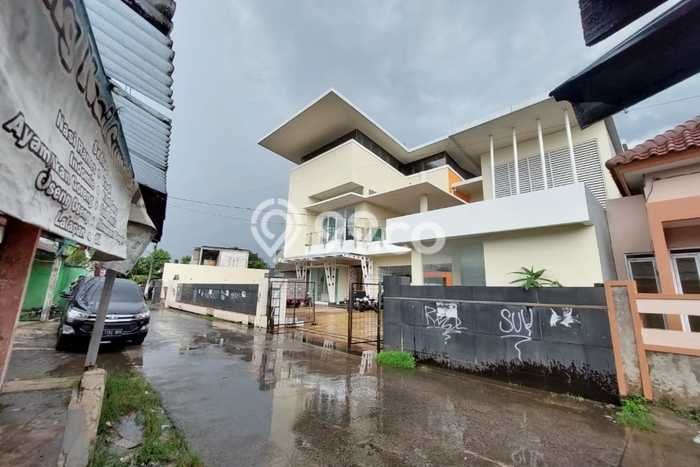 Kantor Dijual di Prime Area Depok Luas 1500m2 Kantor Dijual di Prime Area Depok Luas 1500m2