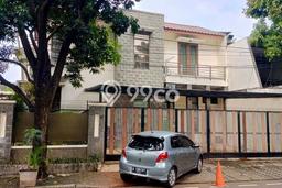 Rumah Luxury Modern Tanpa Renovasi di Panglima Polim Jakarta Selatan Rumah Luxury Modern Tanpa Renovasi di Panglima Polim Jakarta Selatan
