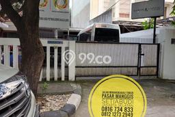 Rumah Elit Modern Tanpa Renovasi di Setiabudi Jakarta Selatan Rumah Elit Modern Tanpa Renovasi di Setiabudi Jakarta Selatan