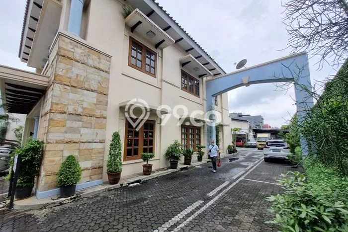 Unit Komersial Dijual di Matraman Jakarta Timur 3000m2 Unit Komersial Dijual di Matraman Jakarta Timur 3000m2