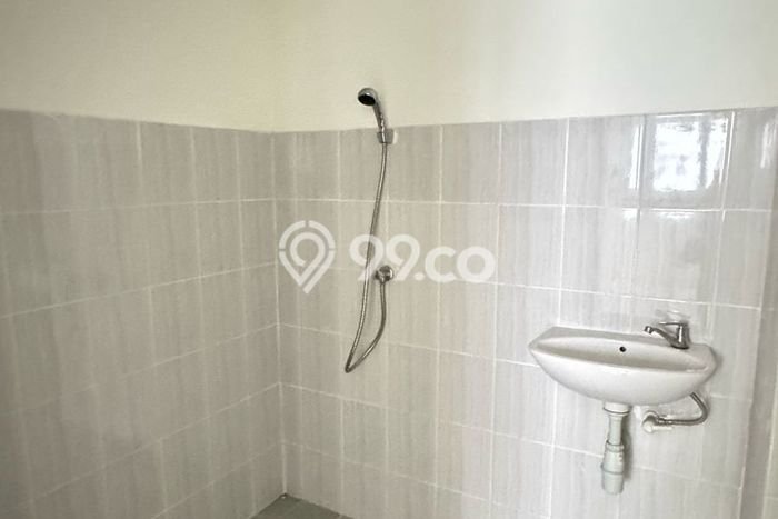 Ada Unit Hunian Hemat Disewa di Mulyorejo, Surabaya 3 BR Ada Unit Hunian Hemat Disewa di Mulyorejo, Surabaya 3 BR