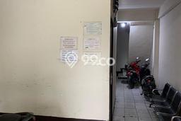 AREA TERBAIK! Ruko di , Luas 60m2m², Pengunjung Tinggi AREA TERBAIK! Ruko di , Luas 60m2m², Pengunjung Tinggi