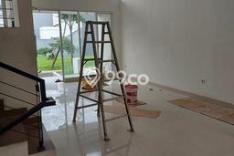 Rumah di Duta Garden, 3 KM, Akses Mudah Pusat Kota, Luas 153m² Bangunan 200m² Rumah di Duta Garden, 3 KM, Akses Mudah Pusat Kota, Luas 153m² Bangunan 200m²