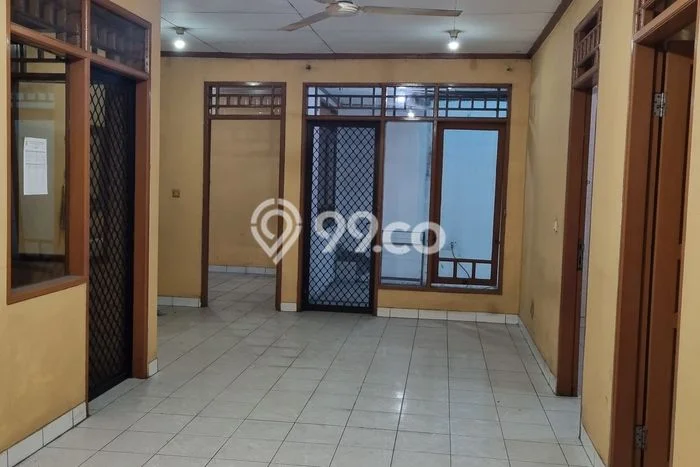 Rumah Luas Asri 4 KT Siap Pakai di Duta Garden Tangerang Rumah Luas Asri 4 KT Siap Pakai di Duta Garden Tangerang