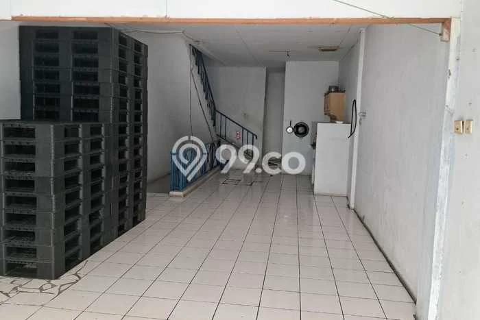 Ruko Bagus Dijual LB 240m2 Lokasi Strategis Tangerang Area Cocok untuk Berbisnis Ruko Bagus Dijual LB 240m2 Lokasi Strategis Tangerang Area Cocok untuk Berbisnis