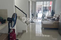 Rumah Elit Modern Siap Huni di Cengkareng Barat Jakarta Barat Rumah Elit Modern Siap Huni di Cengkareng Barat Jakarta Barat