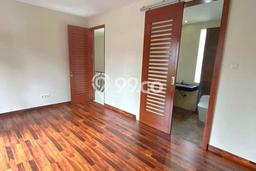 Rumah Nyaman di Bintaro, Tangerang Selatan, LT 96m² Bangunan 150m² Rumah Nyaman di Bintaro, Tangerang Selatan, LT 96m² Bangunan 150m²
