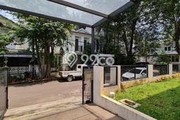 Rumah Lokasi Strategis area Sektor 9-Bintaro, Tangerang Selatan, Luas 225m² Bangunan 347m² Rumah Lokasi Strategis area Sektor 9-Bintaro, Tangerang Selatan, Luas 225m² Bangunan 347m²