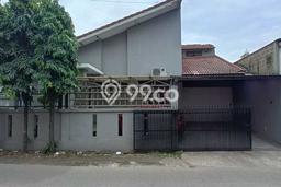 Rumah Minimalis 3 KT LT 215m2 di Jombang Rumah Minimalis 3 KT LT 215m2 di Jombang