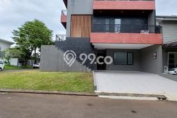 Rumah Elit LB 500m2 Siap Pakai Desain Elegan di Alam Sutera, Tangerang Rumah Elit LB 500m2 Siap Pakai Desain Elegan di Alam Sutera, Tangerang
