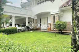 Siap Huni Rumah Mewah 5 Kamar di Serpong Dekat ke Mana Pun Siap Huni Rumah Mewah 5 Kamar di Serpong Dekat ke Mana Pun