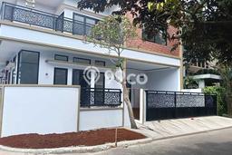Rumah Mewah Dijual LT 218m2 di BSD, Tangerang Selatan Rumah Mewah Dijual LT 218m2 di BSD, Tangerang Selatan