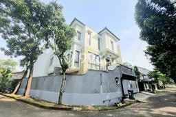 Sektor 9 Bintaro Jaya Rumah Pojok Turun Harga Semi Furnished Sektor 9 Bintaro Jaya Rumah Pojok Turun Harga Semi Furnished