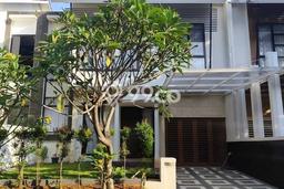 Hunian Mewah LB 135m2 Siap Pakai Desain Elegan di Bintaro, Tangerang Selatan Hunian Mewah LB 135m2 Siap Pakai Desain Elegan di Bintaro, Tangerang Selatan