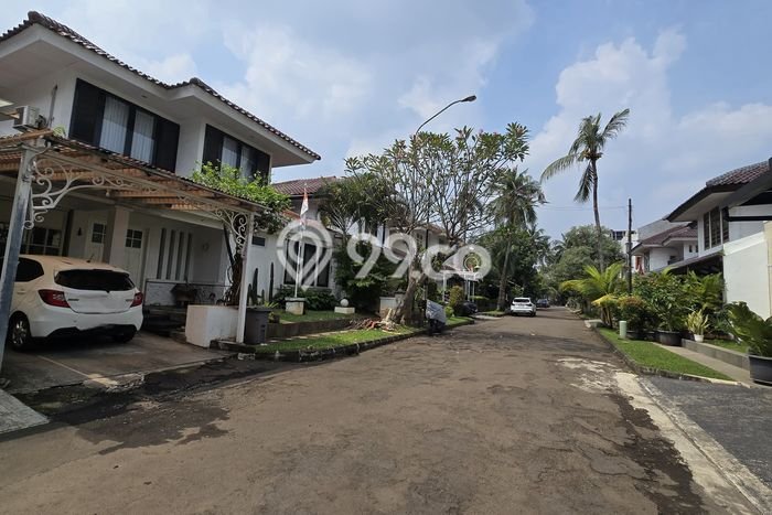 Hunian Elit LB 200m2 Siap Pakai Desain Elegan di Bintaro, Tangerang Selatan Hunian Elit LB 200m2 Siap Pakai Desain Elegan di Bintaro, Tangerang Selatan