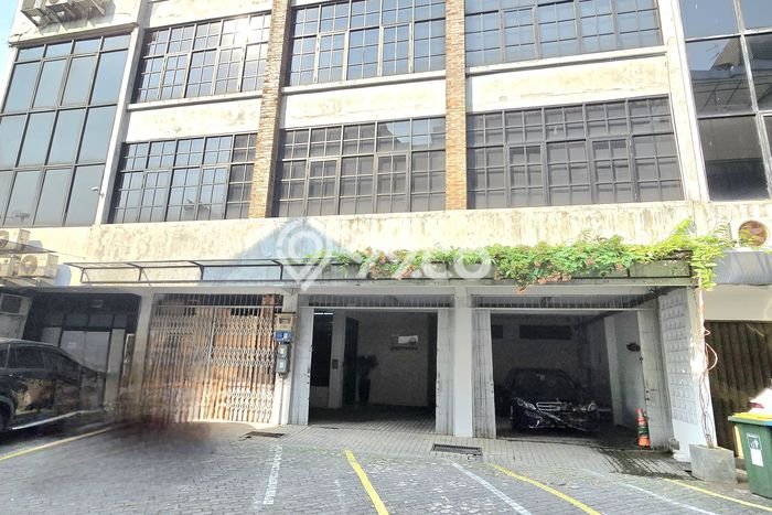 Untuk Dijual! Ruko di Cikini Jakarta Pusat LT 168m2 / LB 672m2 Kawasan Bisnis Untuk Dijual! Ruko di Cikini Jakarta Pusat LT 168m2 / LB 672m2 Kawasan Bisnis