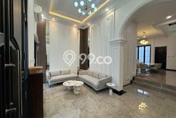 Hunian Elit LB 450m2 Siap Pakai Desain Elegan di Gading Serpong, Tangerang Hunian Elit LB 450m2 Siap Pakai Desain Elegan di Gading Serpong, Tangerang