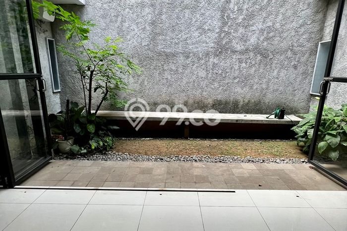 For Sale! Premium House LT 187m2 Desain Modern di Lebak Bulus For Sale! Premium House LT 187m2 Desain Modern di Lebak Bulus